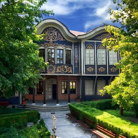 Chic 1Br Apartment With Balcony In Пловдив Екстериор снимка