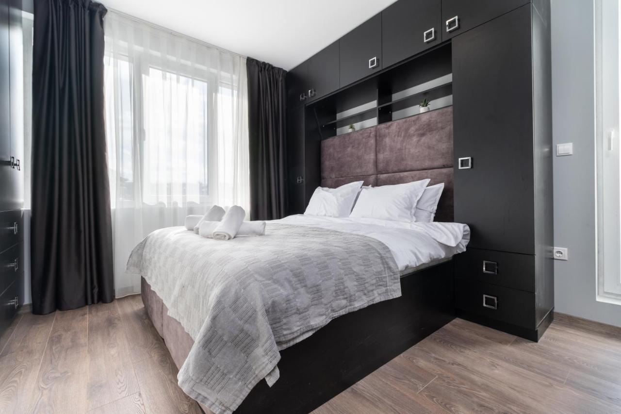 Chic 1Br Apartment With Balcony In Пловдив Екстериор снимка